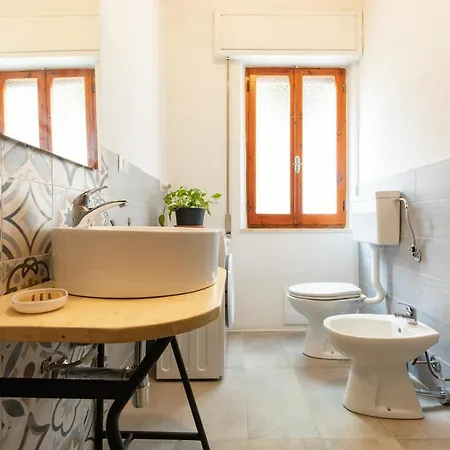 Casa Vacanze Con Giardino - Twiggy's House بيت للعطل *